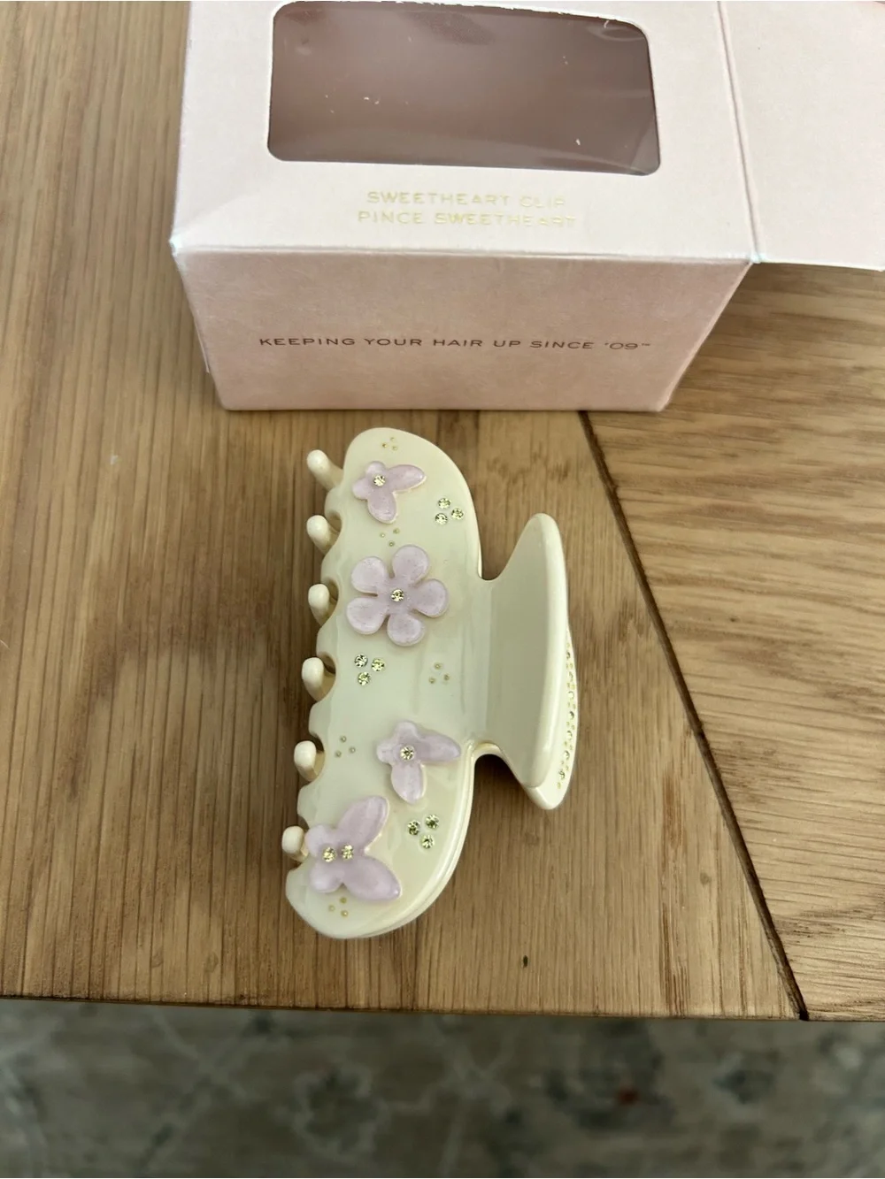 New Emi Jay Sweetheart Hair Claw Clip in Pink Angel Food